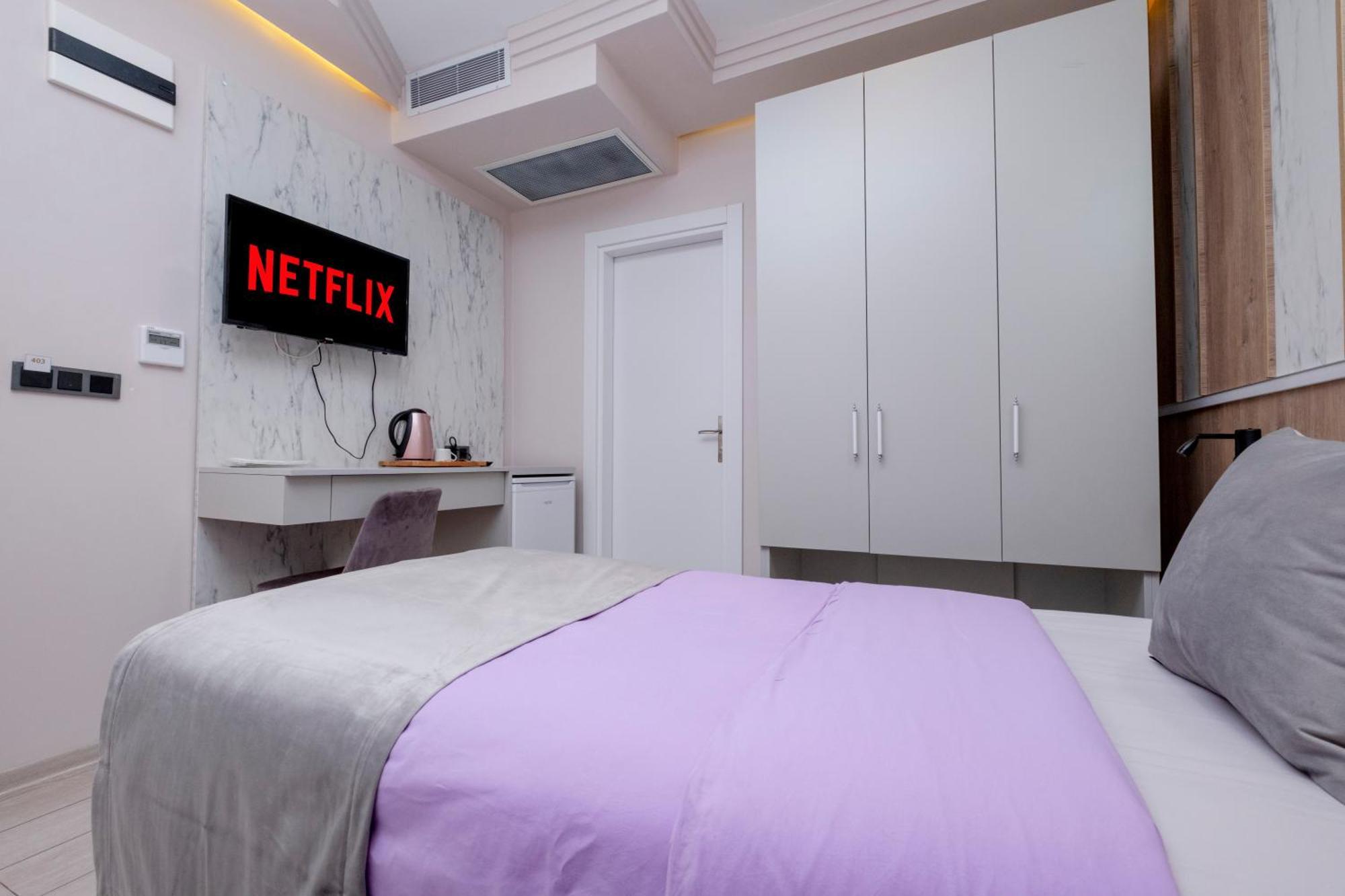 Lavender Airport Hotel Arnavutkoy Kültér fotó